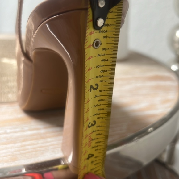 NINE WEST size 8.5 M only wore once - Picture 9 of 10